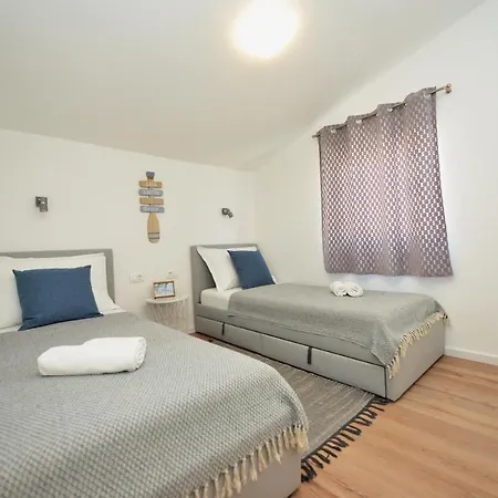 Apartamento Laura Vir