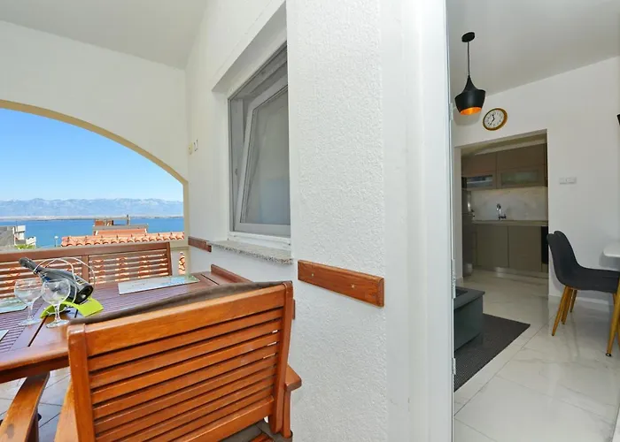 Laura Apartmán