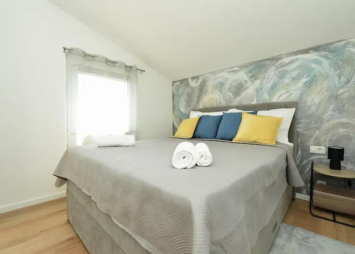 Laura 아파트 비르