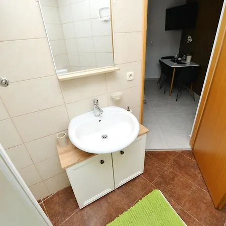 Apartament Laura *